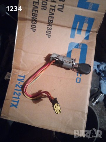 Патрон с ключ от рено, снимка 1