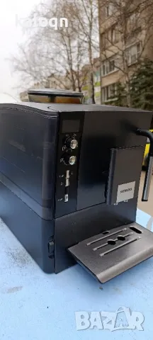 Siemens EQ.5 кафе автомат , снимка 2 - Перални - 48543602