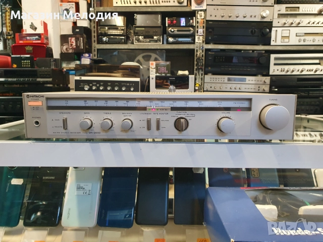 Ресийвър Hitachi SR-2000 В отлично техническо и визуално състояние.