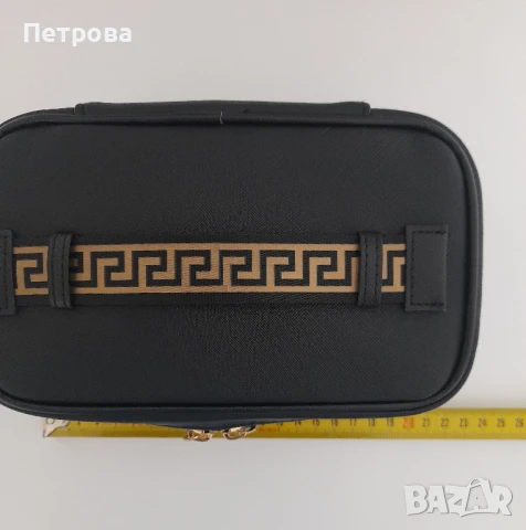 Луксозен несесер или мини чантичка VERSACE , снимка 3 - Чанти - 51127475