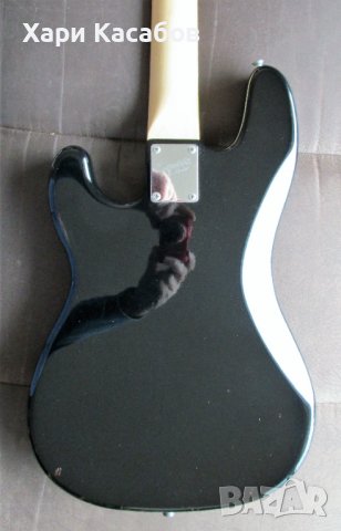 Бас китара Squire Р, снимка 4 - Китари - 38488446