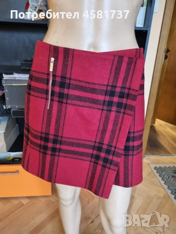 Вълнена мини пола каре Karen Milen