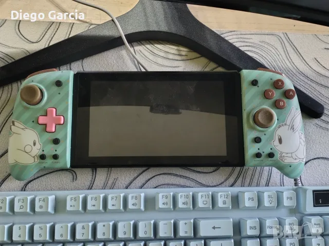 Nintendo Switch POKEMON JOYCONS PRO (нинтендо суитч) 