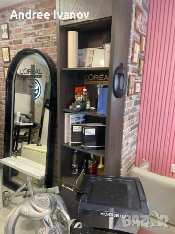 Дизайнерски шкафове / етажерки с LED осветление – чисто нови, снимка 4 - Шкафове - 53887071