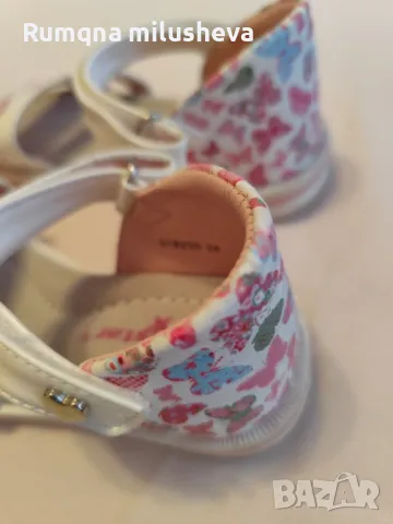 Обувки и сандали за момиче пантофи, снимка 13 - Детски сандали и чехли - 24800620