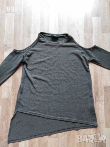 Топ с голи рамене, снимка 2 - Корсети, бюстиета, топове - 30290496