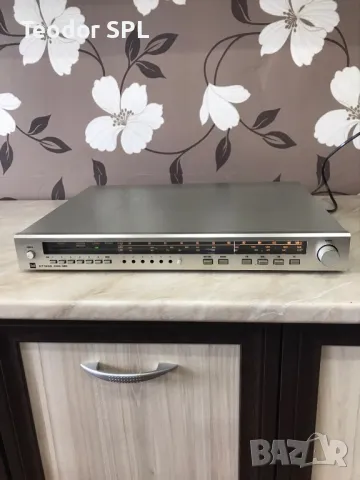 Dual fm stereo tuner 