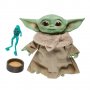 Star Wars The Mandalorian Фигурка бебе Yoda 19 см със звуци Hasbro F1115, снимка 2