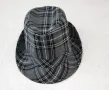 Дамска шапка сиво каре, снимка 7