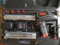 Skil 2050 Пистолет за силикон, снимка 1