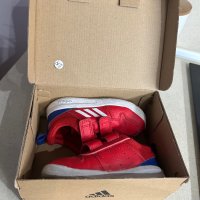Детски червени маратонки Adidas 22 размер, снимка 5 - Детски маратонки - 40352261
