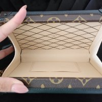 Чанта  Louis Vuitton, снимка 4 - Чанти - 37927565