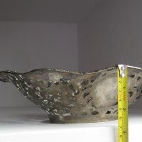 Стара метална чиния, фруктиера, съд с релеф и орнаменти,антика, снимка 3 - Други - 31759127