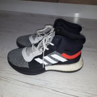 Adidas  boost -Ориг. Кецове , снимка 1 - Детски маратонки - 34082295