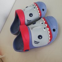 Детски сандали , снимка 2 - Детски сандали и чехли - 34188498