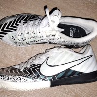 Nike  Юношески  Футболни  Обувки  35, снимка 1 - Детски маратонки - 42095415