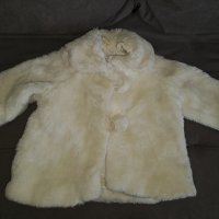 Детско бяло пухкаво палтенце, снимка 5 - Детски якета и елеци - 39306115