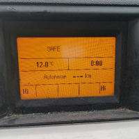 Дисплей борд компютър Opel Vectra C  
Екран радио CD
средни духалки парно
Опел Вектра Ц , снимка 2 - Части - 44705524