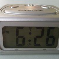 Часовник с аларма, снимка 1 - Други стоки за дома - 31490345