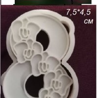 8 МАРТ орхидея пластмасов резец форма фондан тесто бисквитки, снимка 1 - Форми - 35428826
