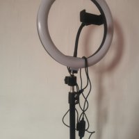 Трипод Usb  лампа bloototh , снимка 3 - Селфи стикове, аксесоари - 31233595