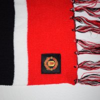 Manchester United - Страхотни футболни шалове / Манчестър Юнайтед / Фенски, снимка 7 - Футбол - 31175846