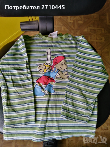 Две блузки за 4 год. и кола, снимка 1