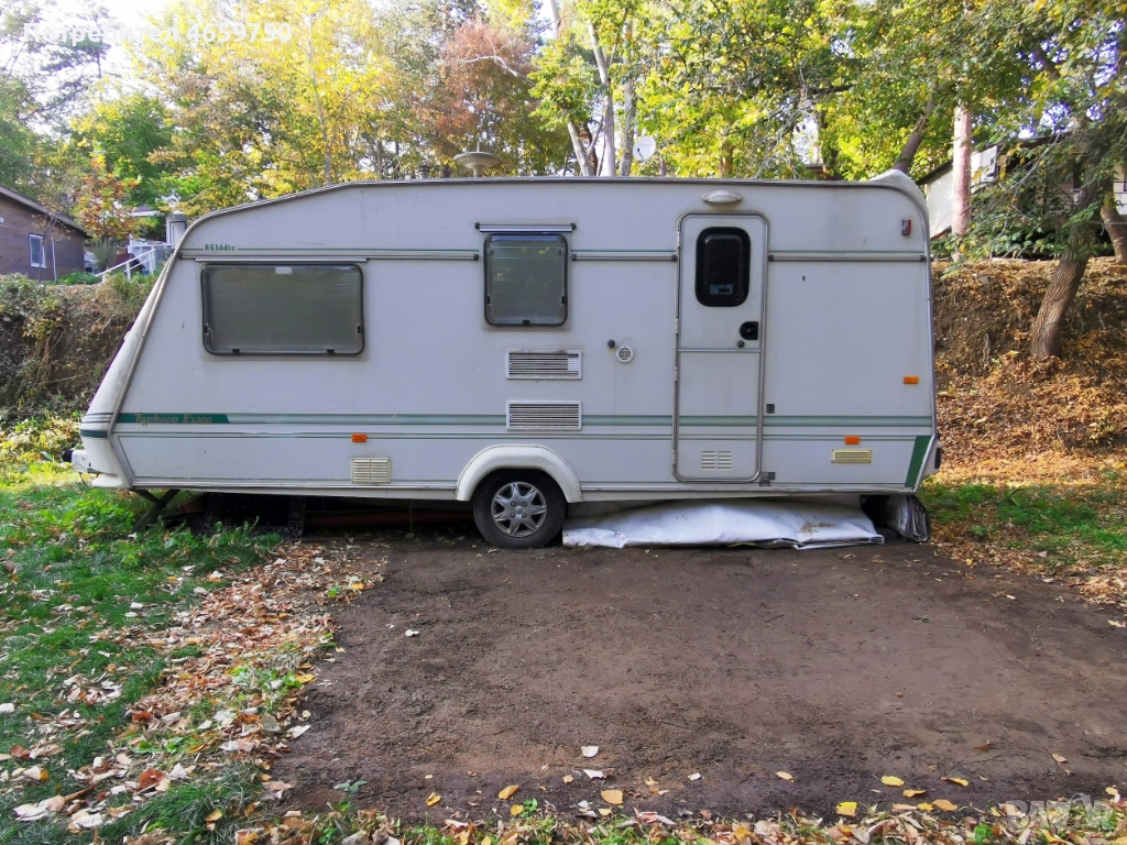 Продава се каравана с място в къмпинг Юг, снимка 1