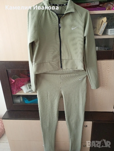 Страхотни екипчета на Nike и долнища -28 лв, снимка 1