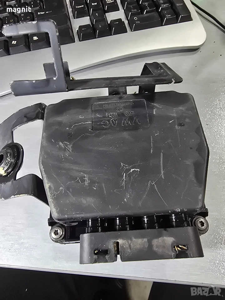 1K0906279B Вакум Volkswagen Skoda Audi Seat 1.9 2.0 tdi , снимка 1