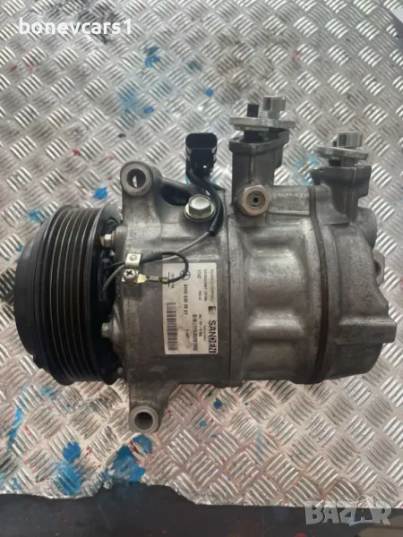 Компресор климатик Мерцедес Mercedes GLC CLA C-klass  A0008303801, снимка 1