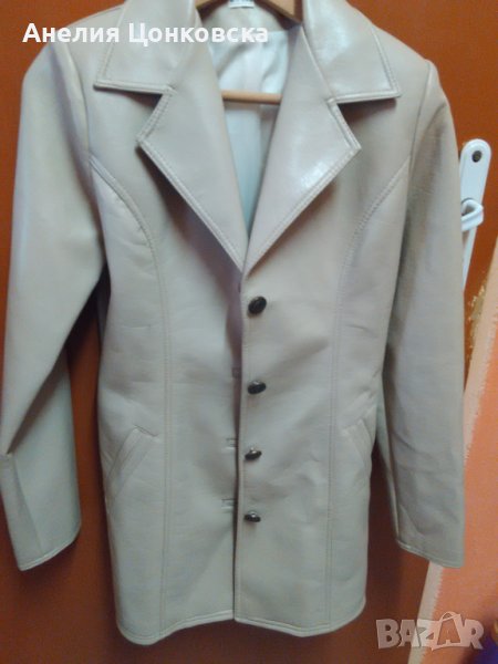 Българско дамско кожено сако, снимка 1