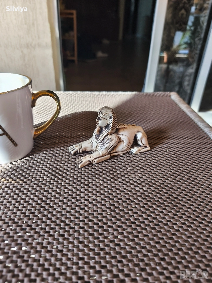 Сфинкс статуетка, снимка 1