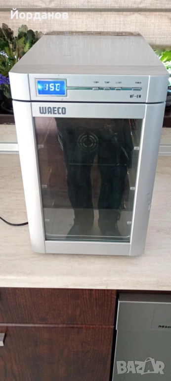 Охладител Waeco MF-6W  - 12/220V, снимка 1