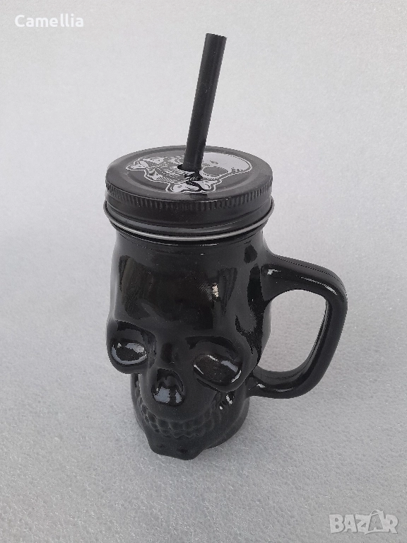 Чаша череп със сламка, снимка 1