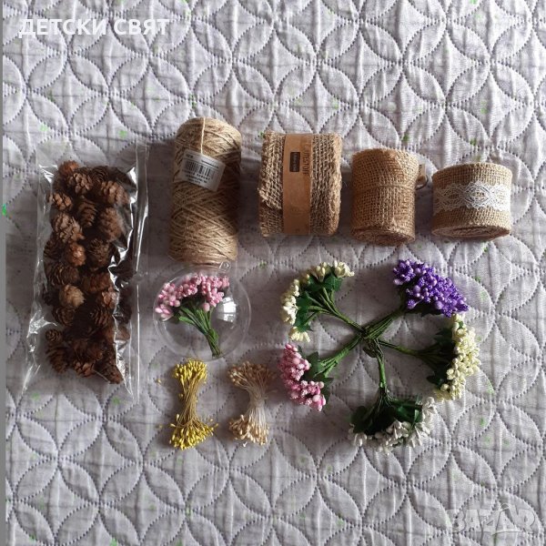 Коледна декорация - шишарки, топки, гирлянди, снимка 1