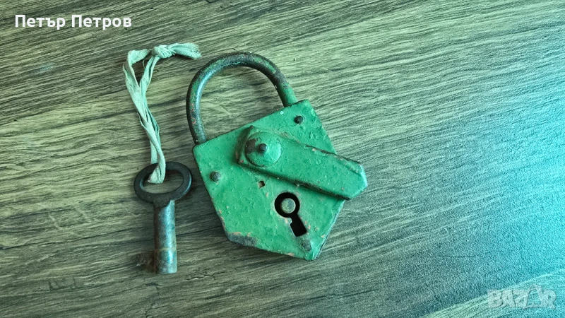 Старинен катинар зелен, снимка 1