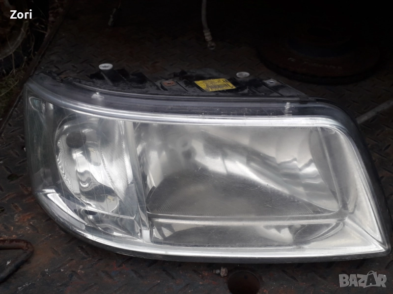 десен фар VW Transporter T5 , снимка 1