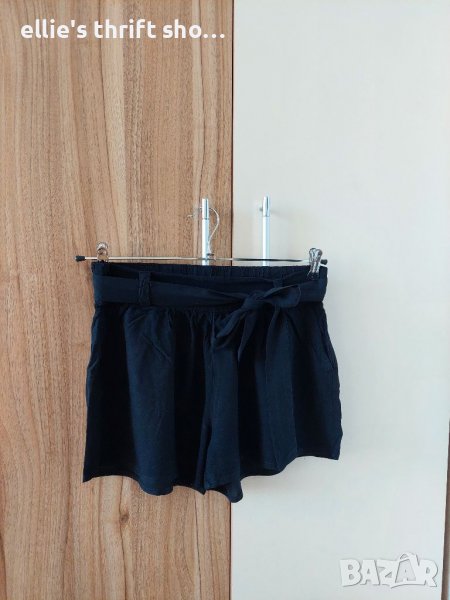 Terranova дамски черни къси панталони с колан в размер М, снимка 1