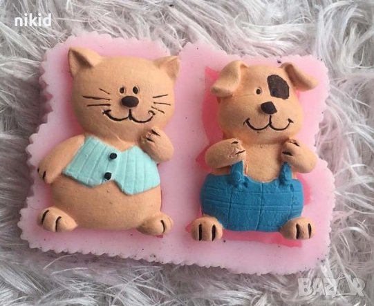Котка коте и куче в дрехи силиконов молд форма фондан шоколад гипс, снимка 1