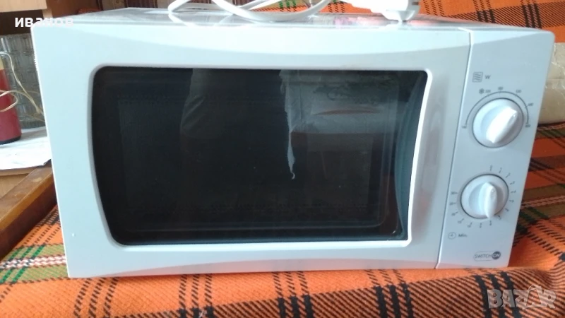 Продавам микровълнова печка , снимка 1