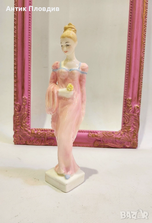 Колекционерска фигура Royal Doulton – “Daphne” (HN 2266), снимка 1