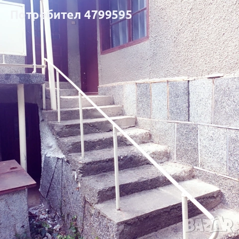 Продавам къща с двор в село Лесичово, снимка 9 - Къщи - 54223937