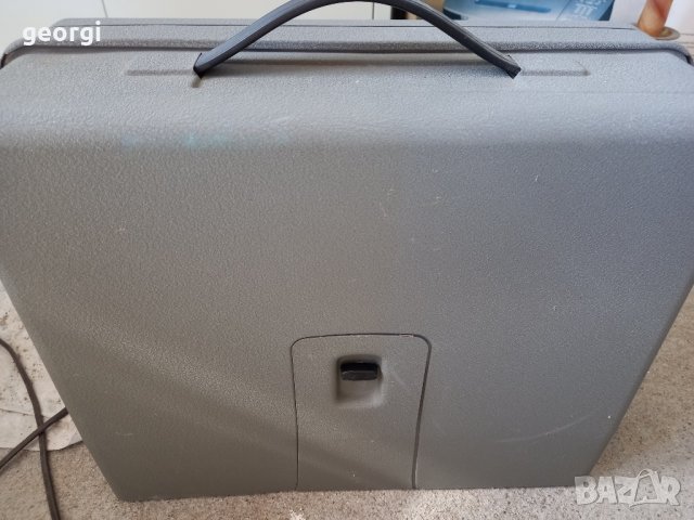 Швейцарска шевна машина Elna Tavaro, снимка 12 - Шевни машини - 42230112