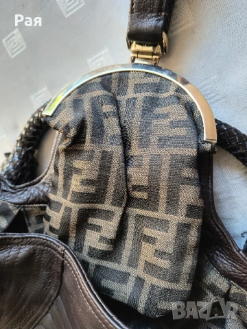 Фенди Кафява кожена чанта Fendi Spy , снимка 15 - Чанти - 54235353