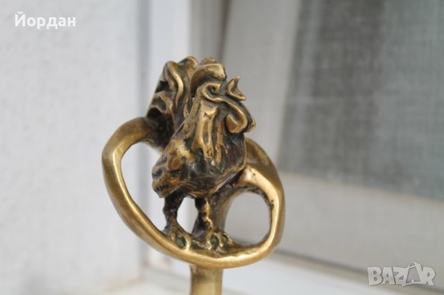 Бронзова фигурка от изложение 1996 година в град Търговише, снимка 3 - Антикварни и старинни предмети - 38297561