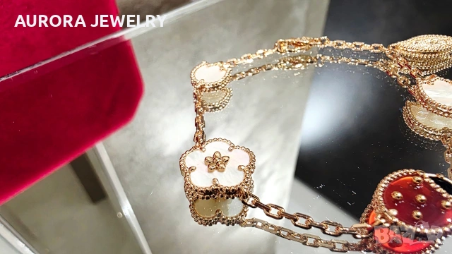 Van Cleef & Arpels VCA Rose Gold 5 Motifs Lucky Spring Дамска Гривна, снимка 6 - Гривни - 53353522