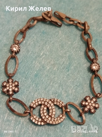 Сребърна гривна с логото на Chanel инкрустирани кристали 40200, снимка 2 - Гривни - 52895650