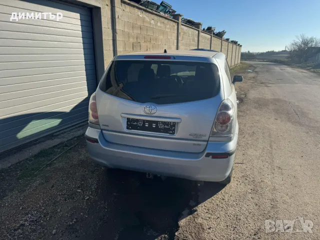 toyota corolla verso 2.2 d-cat navi на части тойота  корола версо, снимка 3 - Автомобили и джипове - 48742763