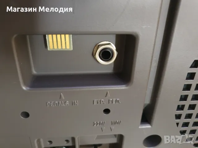 Двоен синтезатор BONTEMPI KF 616.20 Домашен орган В отлично техническо и визуално състояние. , снимка 8 - Синтезатори - 49280059